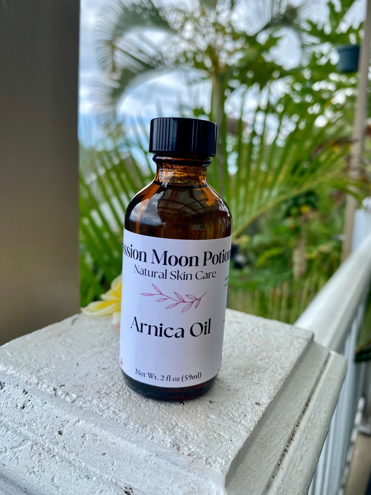 Arnica Infused Oil 🌼 Natural Relief for Sore Muscles and Bruises
