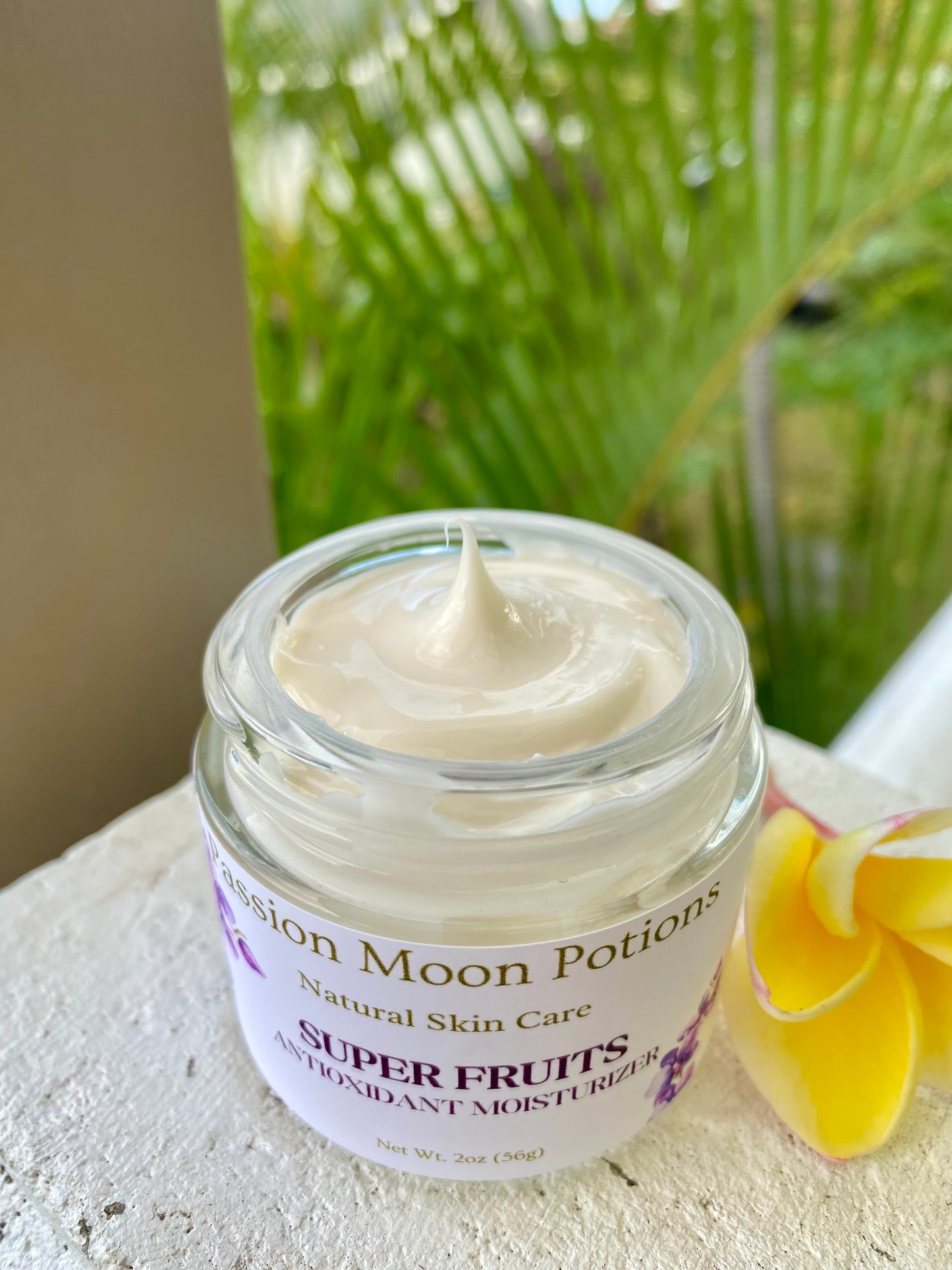 ✨ Superfruits Antioxidant Moisturizer Brighten. Hydrate. Defend. Naturally.