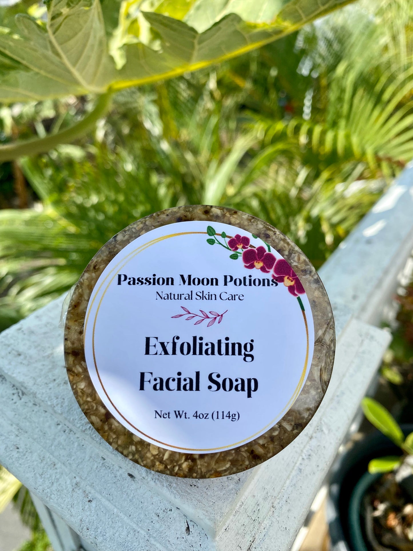 Exfoliating Facial Soap with Raw Honey and Oatmeal