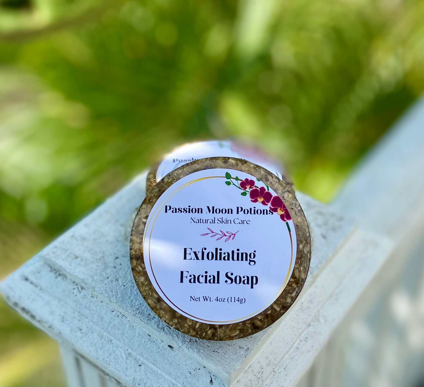 Exfoliating Facial Soap with Raw Honey and Oatmeal
